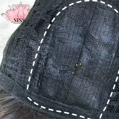 Perruque Sissy Noire – Style Lolita Japonaise avec Frange & Sideburns