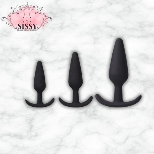 Lot de trois plugs anaux en silicone noir de différentes tailles vendus par Sissy Transformation Shop
