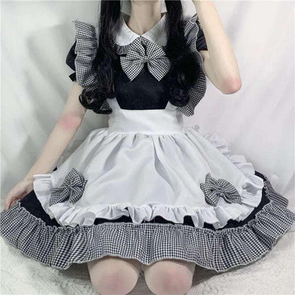Robe sissy maid kawaii noire et blanche avec nœuds à carreaux et tablier à volants