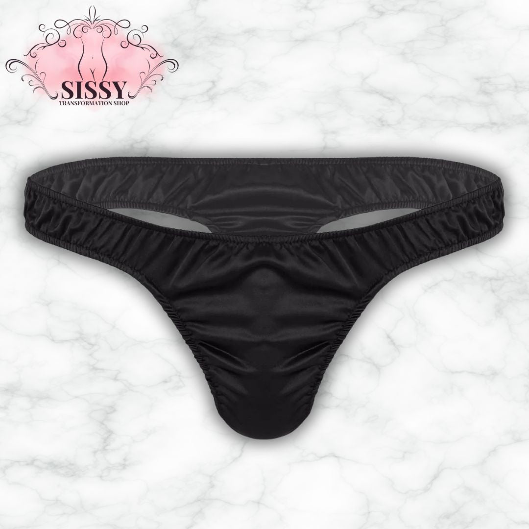 String sissy en satin brillant noir avec une coupe élégante pour un look séduisant